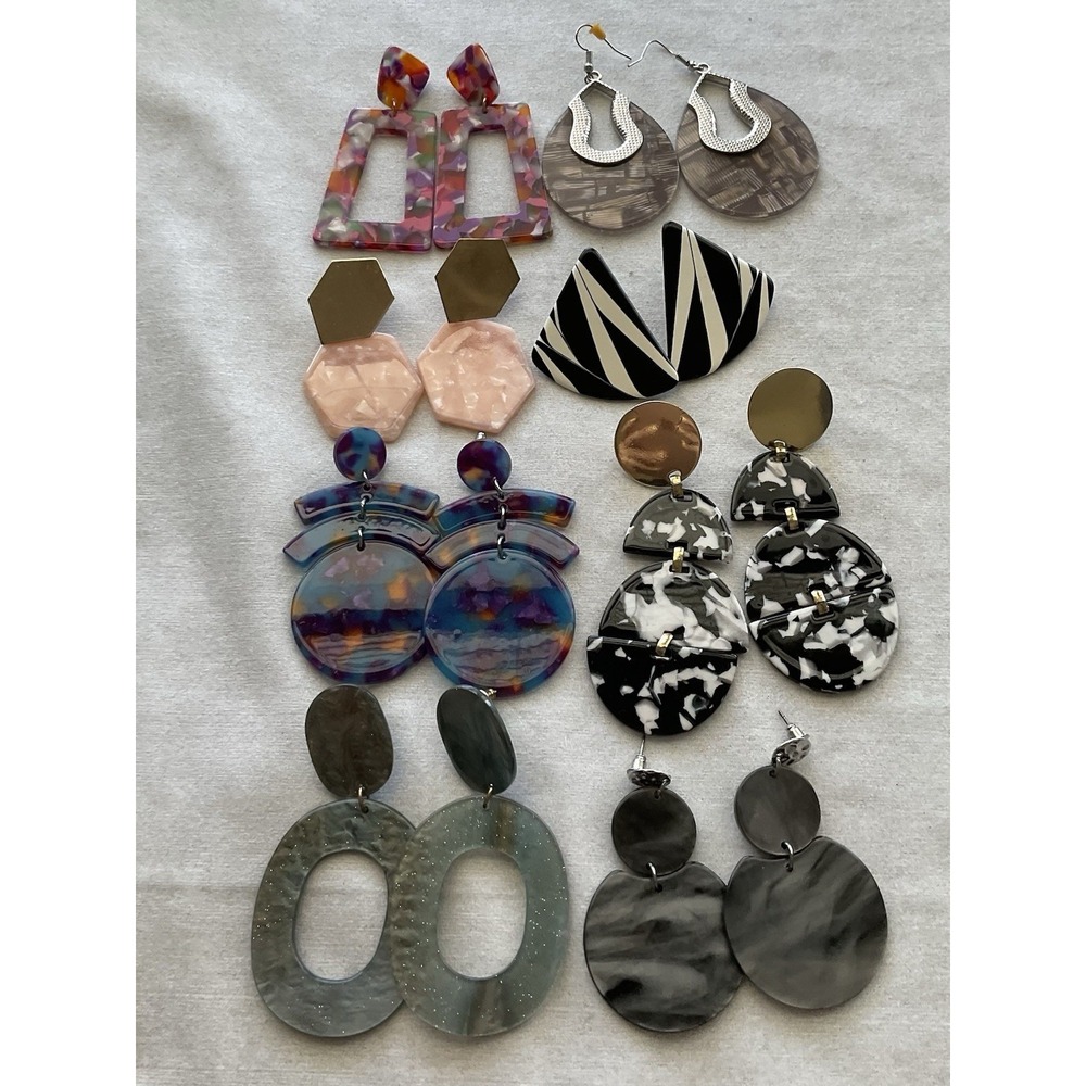 Lot Of 8 Pairs Plastic Acrylic Pierced Earrings Vintage To Modern Estate Jewelry